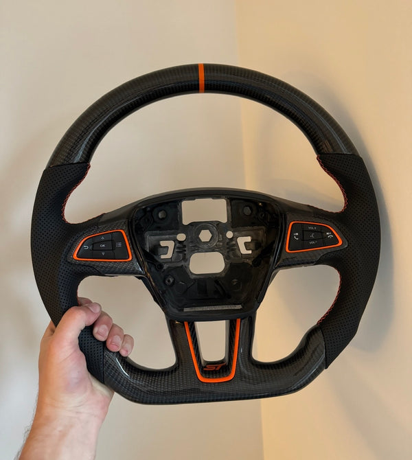 FORD FOCUS MK3 GENUINE CARBON FIBRE CUSTOM STEERING WHEEL